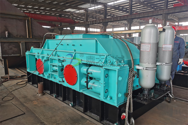 對輥破碎機(jī) 對輥破碎機(jī)